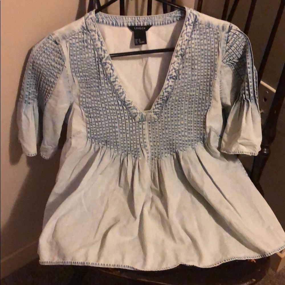 Beautiful denim shirt!